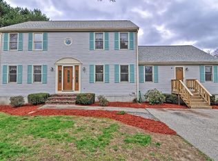 8 Garrett Dr, Norton, MA 02766