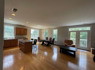 1 Rivington Way UNIT 302, Danbury, CT 06810