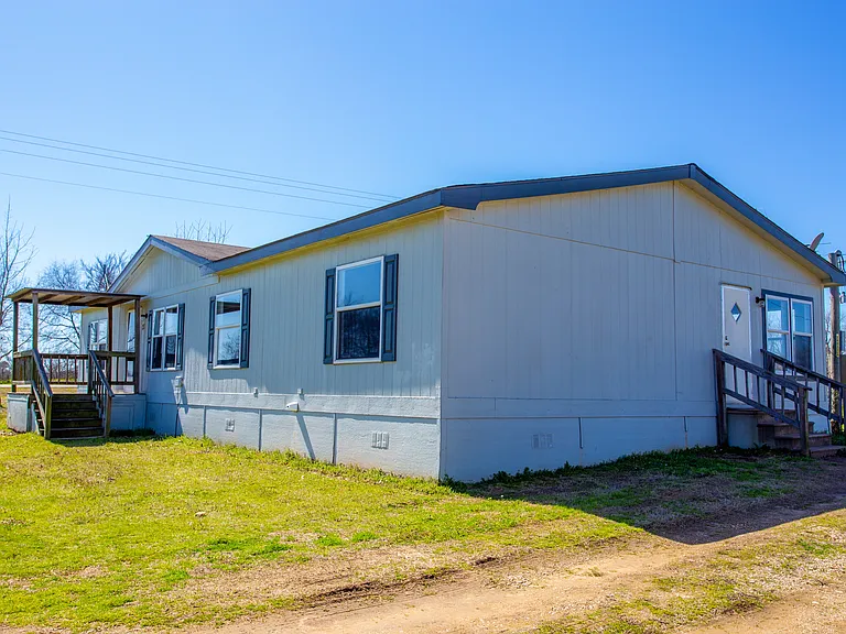 27 Private Road 4357 — Photo 3