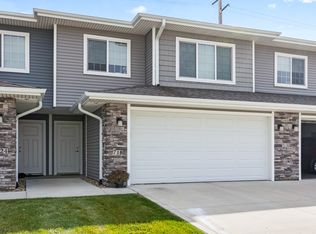 718 NE Conner Ct, Waukee, IA 50263