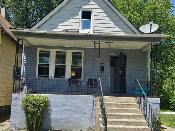 2046 W 69th Pl, Chicago, IL 60636