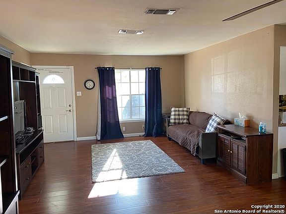 4th image of 4831 Casa Bello St