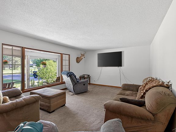 5th image of 3121 E Bullock Creek Dr