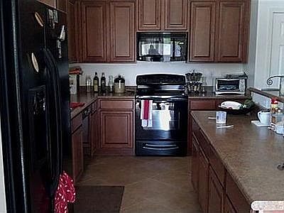 2nd image of 2517 S 125th Ave