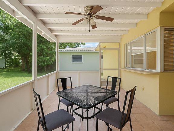 3rd image of 5618 NW 49th Avenue