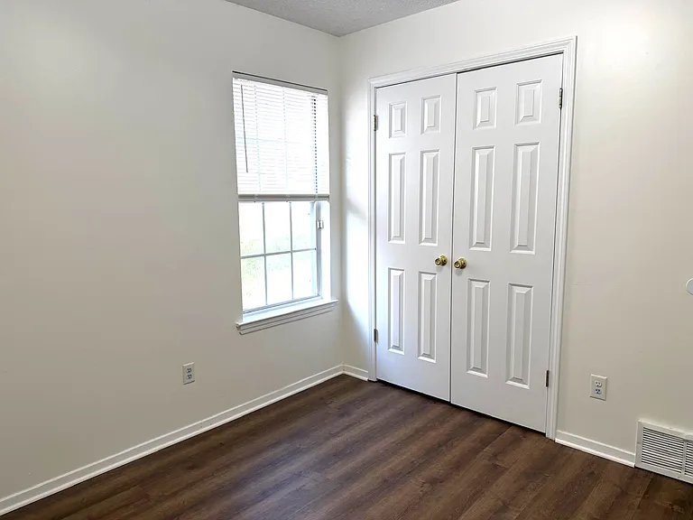 4450 Cedar Creek Cv — Photo 12