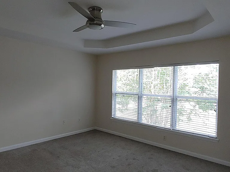 4847 Parkhurst Pl — Photo 15