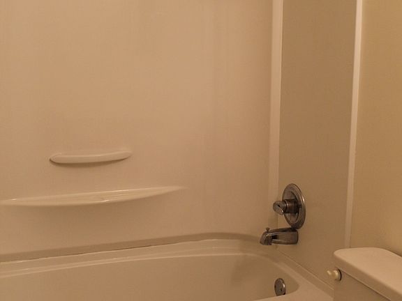3rd image of 316 Homestead Ln