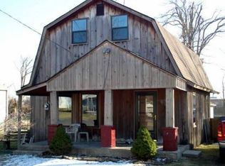 1954 W Thoman St, Springfield, MO 65803