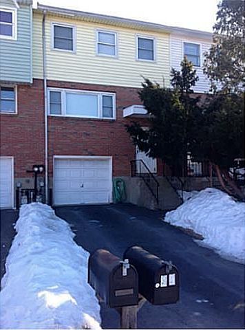 1st image of 39 Vails Gate Heights Dr