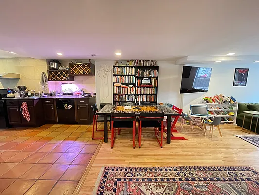 Rented by Realty Collective | media 3