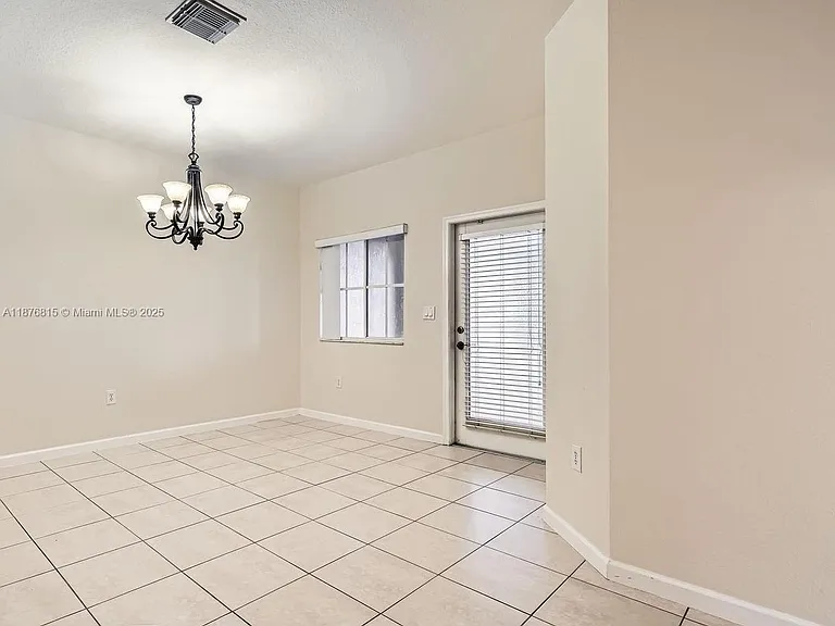 13945 SW 279th Ln #13945 — Photo 6