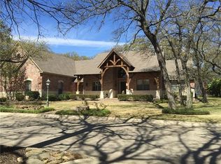 3375 Forest Glen Dr, Corinth, TX 76210