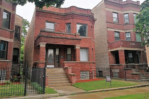 1st image of 6127 S Saint Lawrence Ave #2