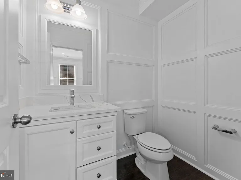 515 Riversail Ln — Photo 9