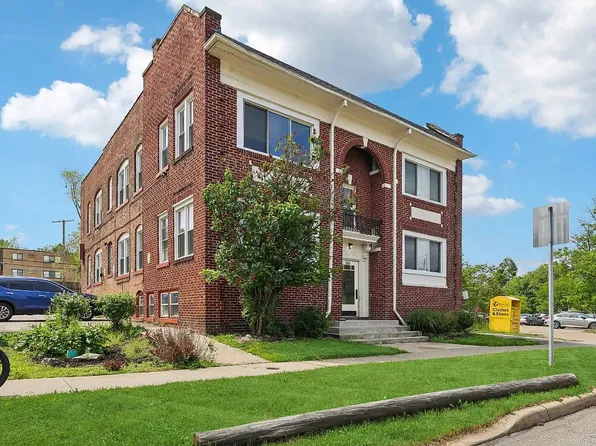 3186 Euclid Heights Blvd, Cleveland Heights, OH