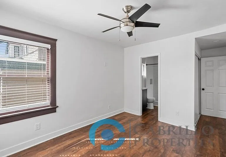 2205-9 Broadway — Photo 15