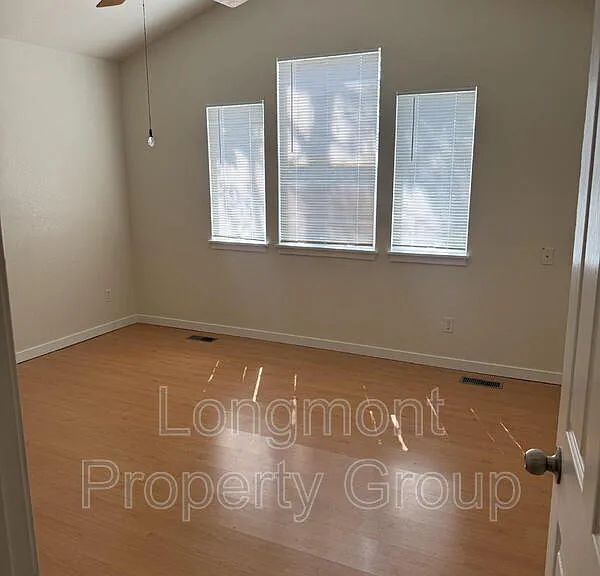 719 Thornwood Way — Photo 9