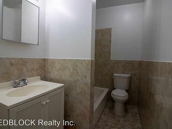 5th image of 1526 W Grange Ave #10205067
