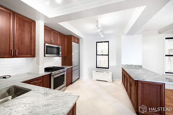 Rented by Brown Harris Stevens | media 2