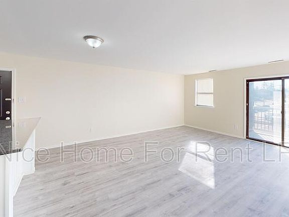 3rd image of 300 Broadway #A1