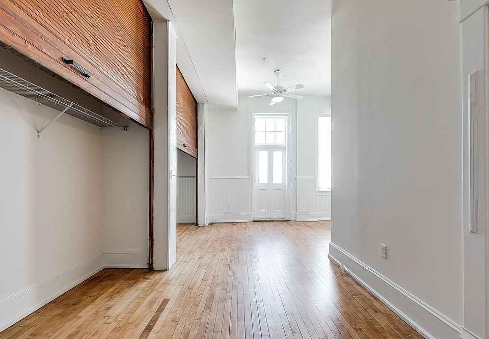 1st image of 900 Saint James St #0
