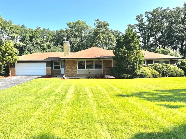 2543 Oakwood Dr, Olympia Fields, IL 60461