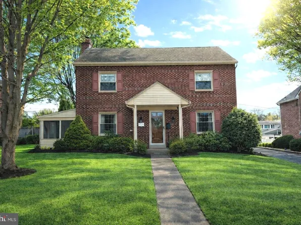 1116 Blythe Ave, Drexel Hill, PA 19026