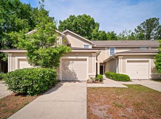 4782 Playpen Dr, Jacksonville, FL 32210