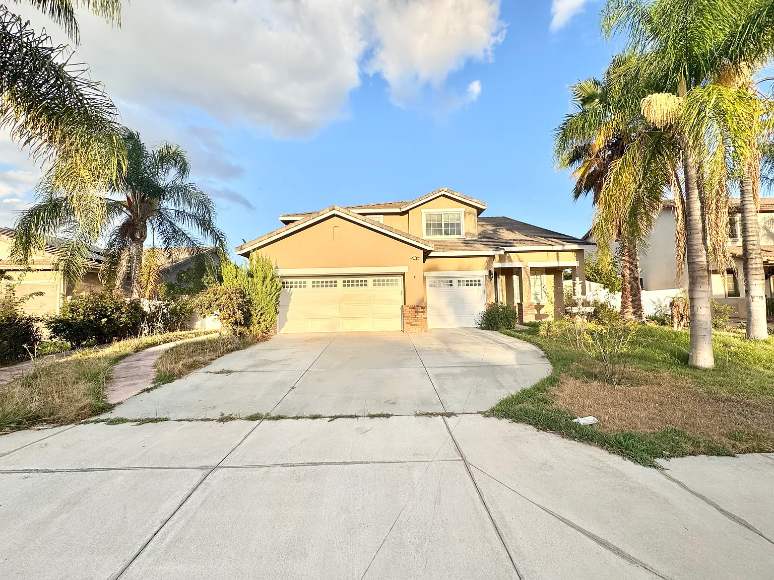 4 bed, 2685 sqft, $3,300 — Photo 2