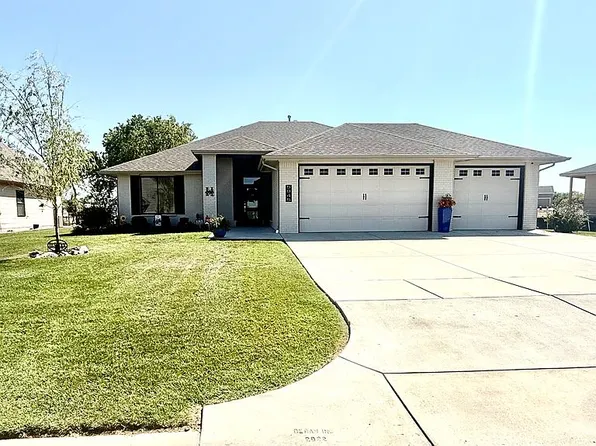 5945 Forbes St, Wichita, KS 67220
