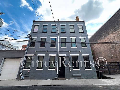 1st image of 1328 Republic St #102