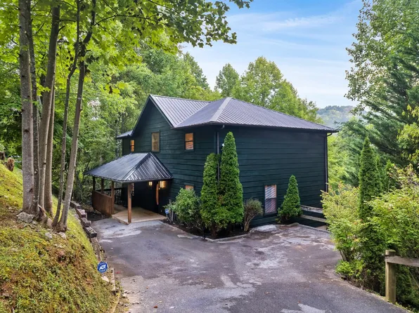 509 Hawks Trl, Gatlinburg, TN 37738