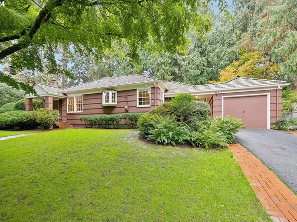 8420 SW Birchwood Rd, Portland, OR 97225
