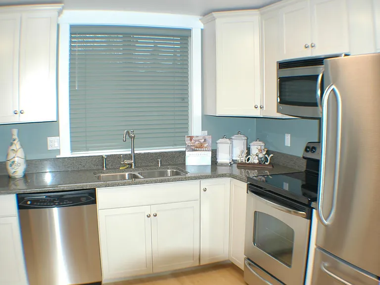 2128 SW Holden St #C207 — Photo 43