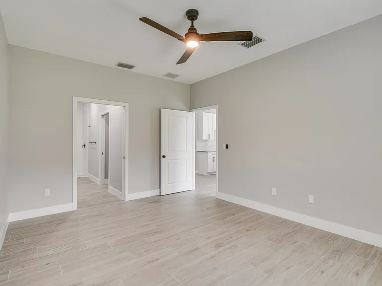 312 NW Baker Rd #312 — Photo 15