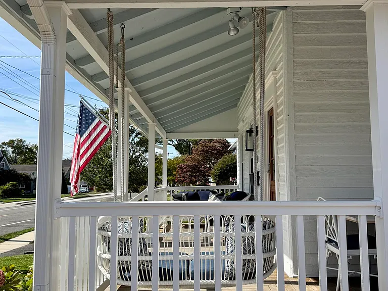 258 Osborne Ave — Photo 3
