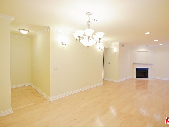 2nd image of 550 E Santa Anita Ave Unit 206