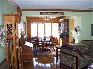 1st image of 1305 E Joan Dr