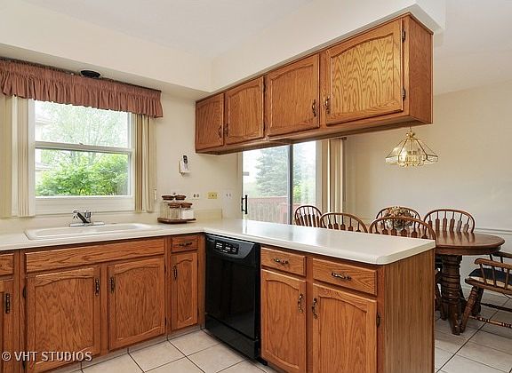 5th image of 4239 N Walnut Ave
