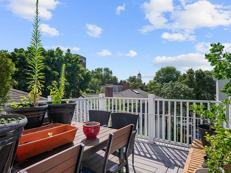 619 Franklin St #2 — Photo 22
