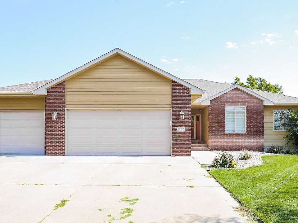1720 S Parkview Blvd, Brandon, SD 57005 Zillow