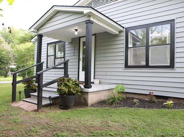 212 N Scott St, Fort Gibson, OK 74434