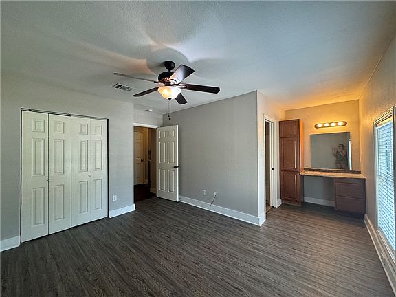 3rd image of 1604 Austin Ave