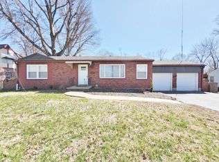 1203 W Beverly Rd, Independence, MO 64055