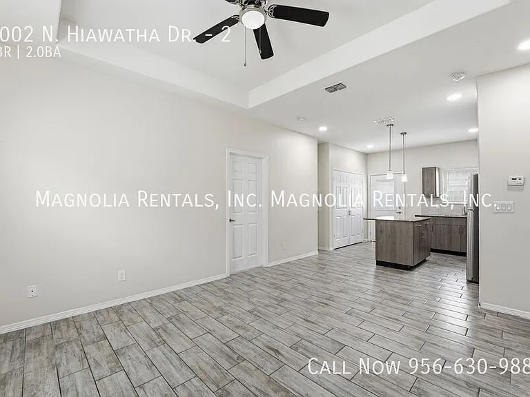5002 N Hiawatha Dr #2 — Photo 4