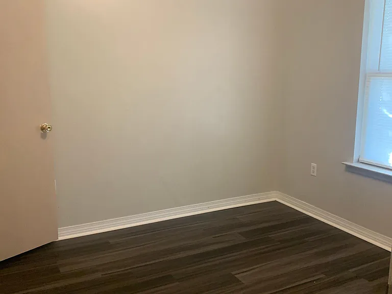 1235 Farragut St — Photo 10