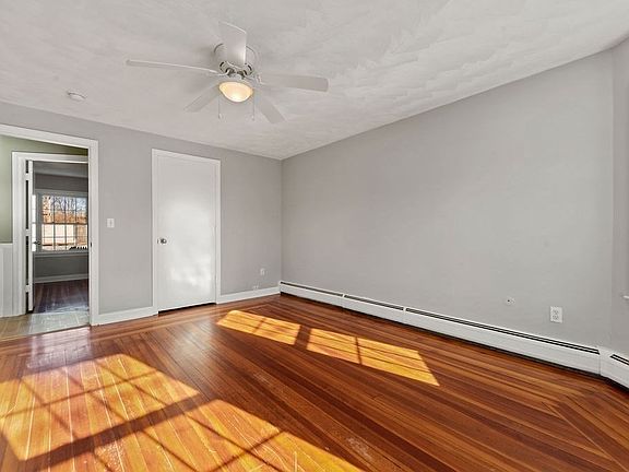 3rd image of 75 Dennis St APT 3
