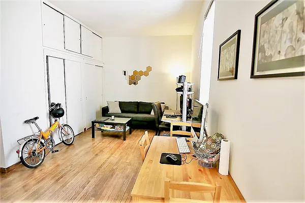 Rented by JK Dansar Corp | media 9