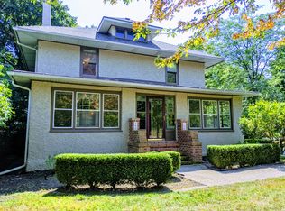 560 W Lincoln Hwy, Dekalb, IL 60115